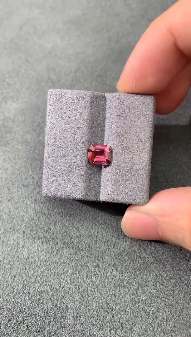 未镶嵌裸石碧玺1.02CT