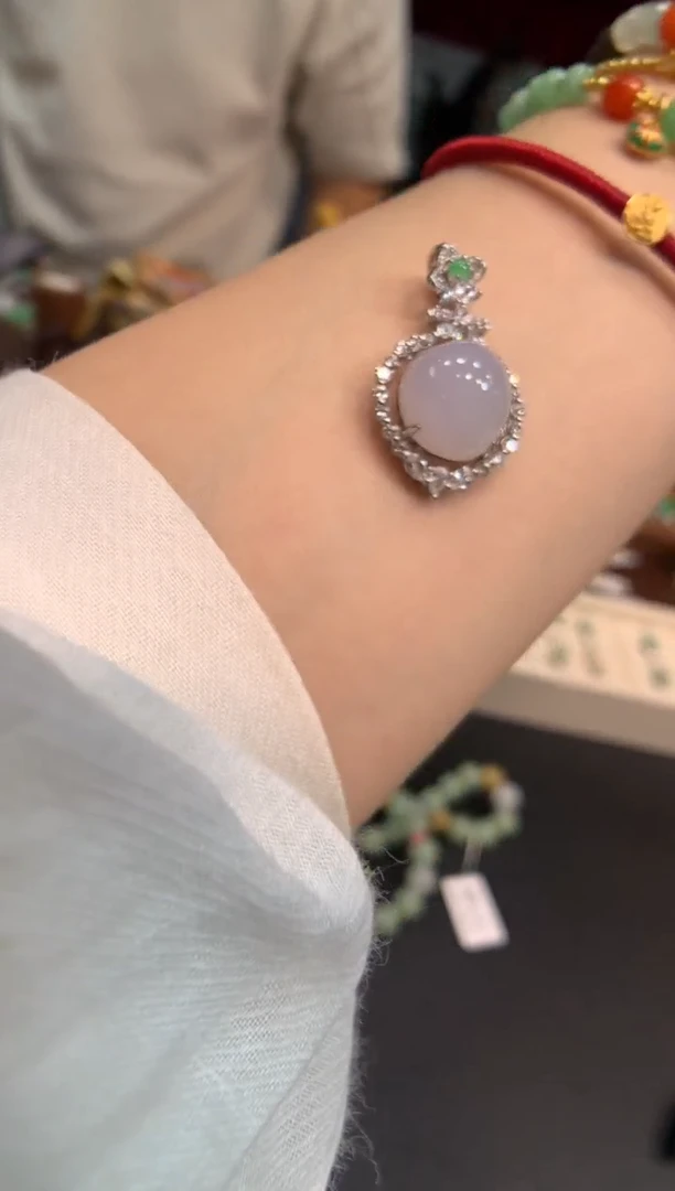 翡翠银S925镶嵌颈饰蛋面