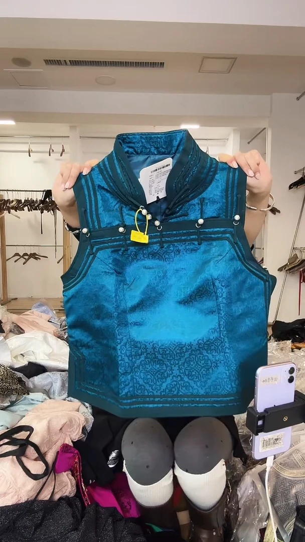 马甲       4XL码      140-150斤