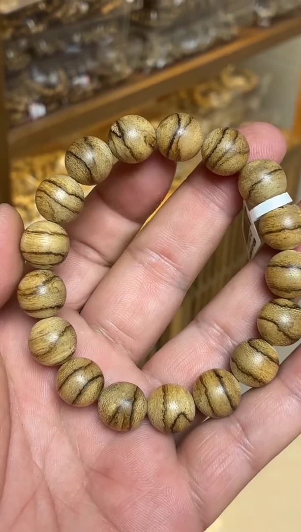 沉香手串 达拉干圆珠单圈虎皮纹1.3多样性发其一