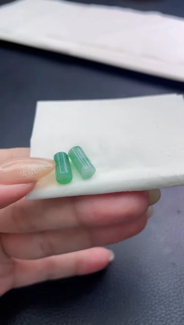 定制翡翠未镶嵌珠子