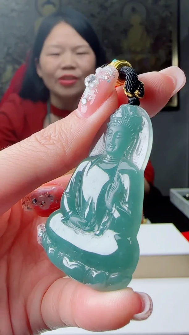 【闪购商品】翡翠颈饰未镶嵌多样性随机发其一