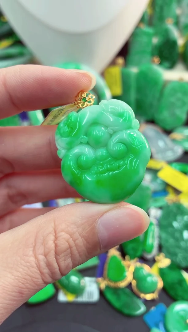 吊坠(不含链)18K金镶嵌翡翠天然缅甸翡翠A货