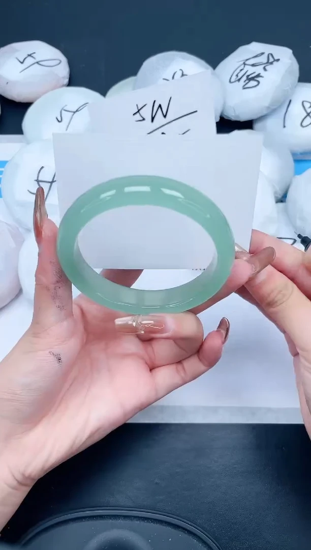 【闪购商品】和田玉（糖玉）手镯未镶嵌381-60