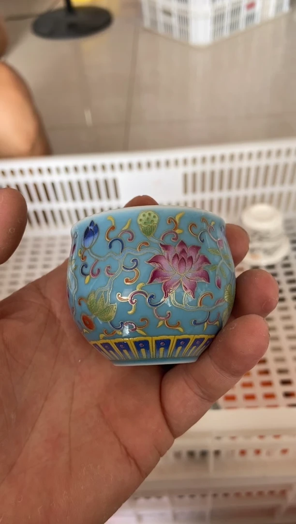 杯无运费险有瑕疵的摄影的产品有使用过的痕迹有点脏介意勿拍