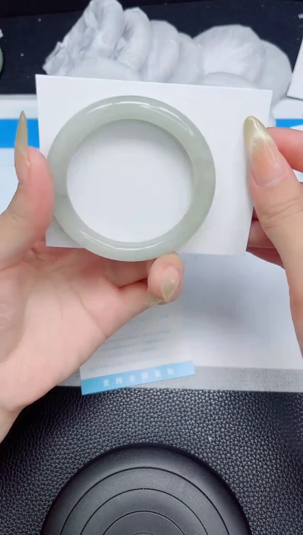 石英质玉手镯未镶嵌376-52.2