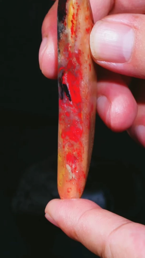 昌化石昌化鸡血石
