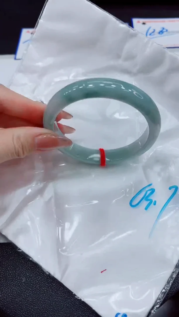 【闪购商品】翡翠手镯未镶嵌00000000