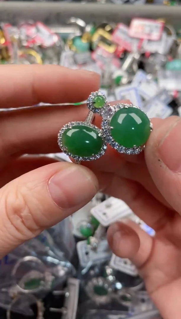 银S925镶嵌戒指翡翠999               10