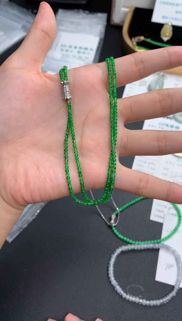 未镶嵌挂件翡翠48小时鉴赏期 退货不扣服务费