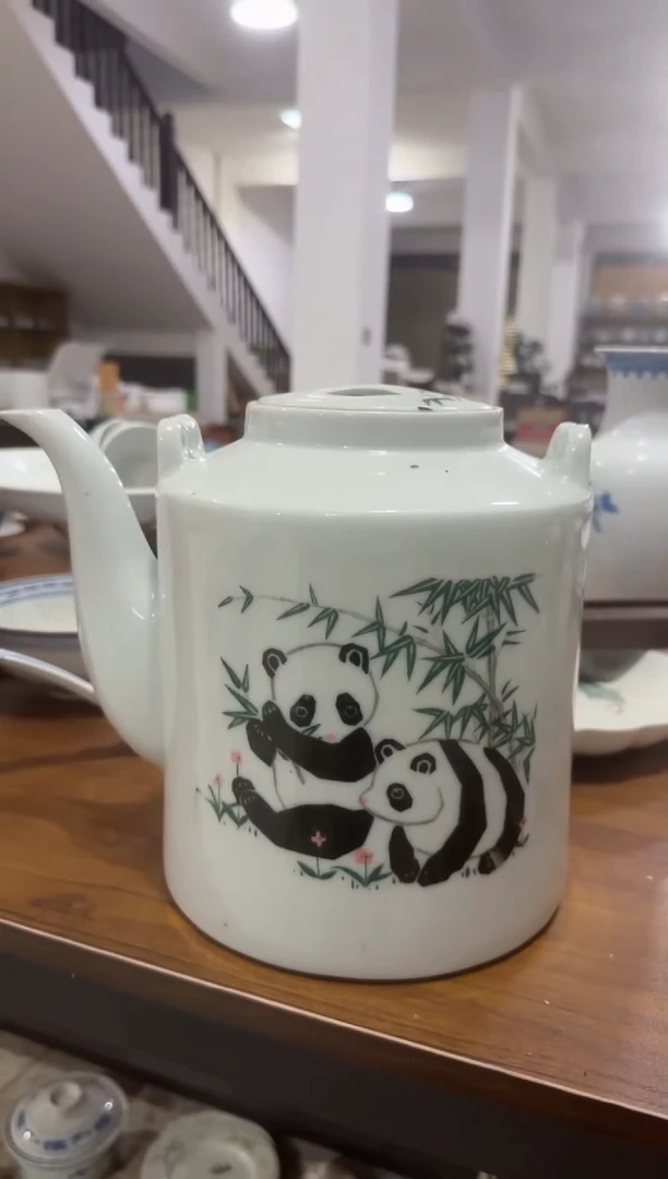 摆件熊猫提梁壶有瑕请慎拍