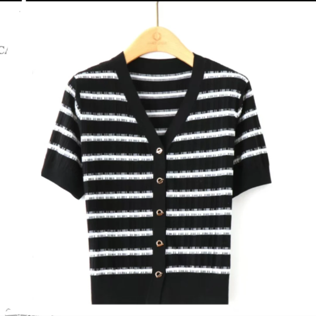 【主播推荐403】2025女生v领经典款春夏针织百搭气质上衣女开衫显瘦