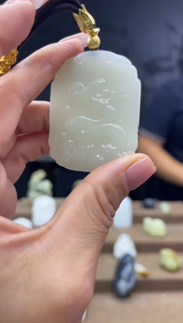 颈饰未镶嵌和田玉1