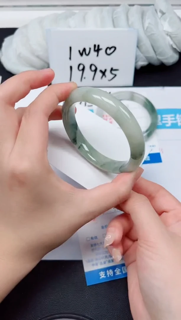 【闪购商品】石英质玉手镯未镶嵌G82-59.8