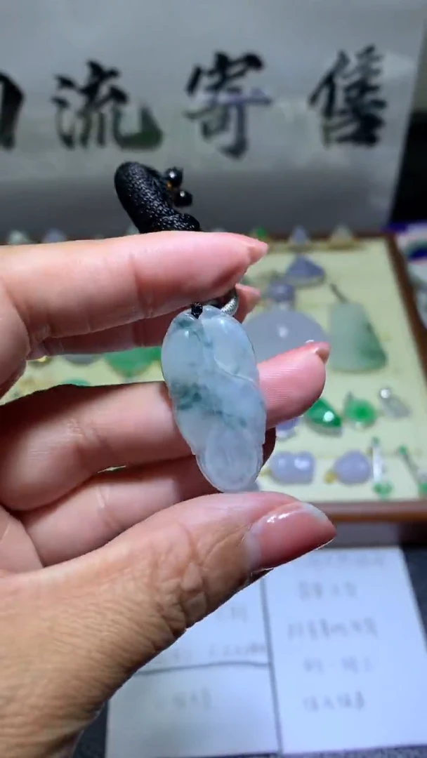 【闪购商品】翡翠颈饰未镶嵌076天然缅甸翡翠A货