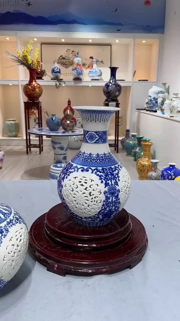 摆件青花镂空高29