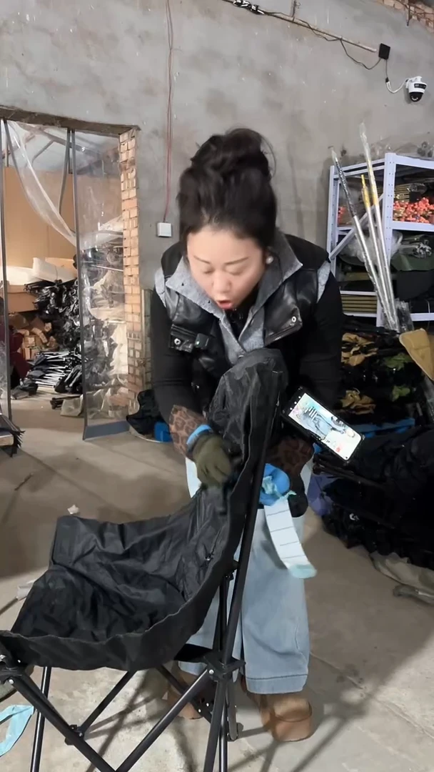 铁高背月亮椅     黑色