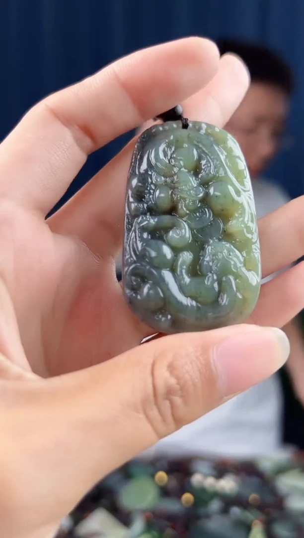 颈饰未镶嵌和田玉拍一发一，多样性发货