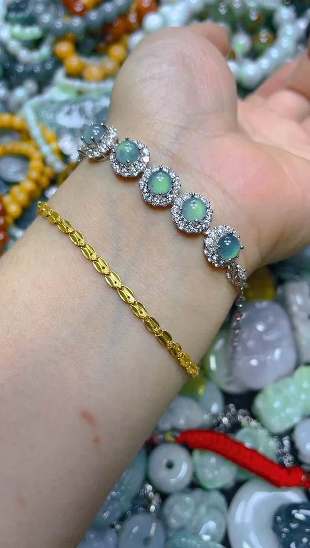 颈饰未镶嵌翡翠/P/翡翠A货，一件也是批发价