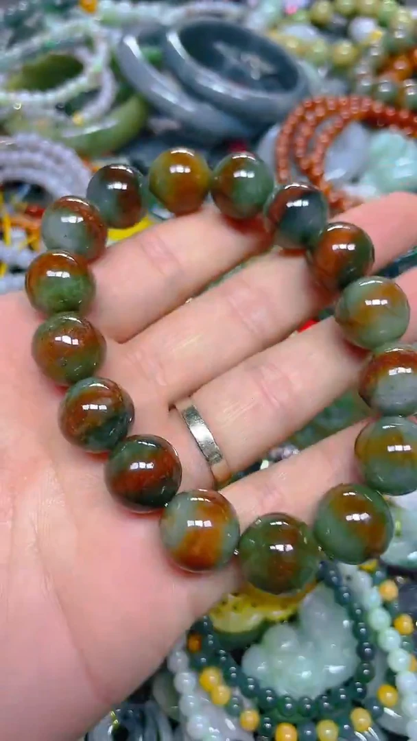 颈饰未镶嵌翡翠13-14mm/ B /翡翠A货，一件也是批发价