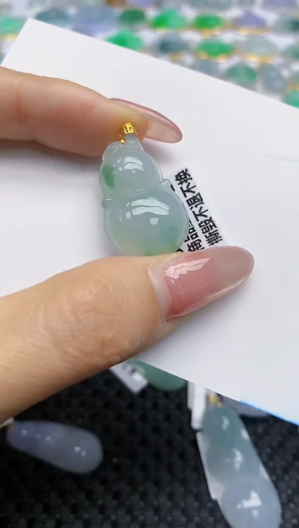 【闪购商品】翡翠挂件18K金镶嵌天然翡翠A货