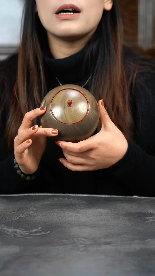【闪购商品】金丝楠木雕精工原木茶仓醒茶罐617