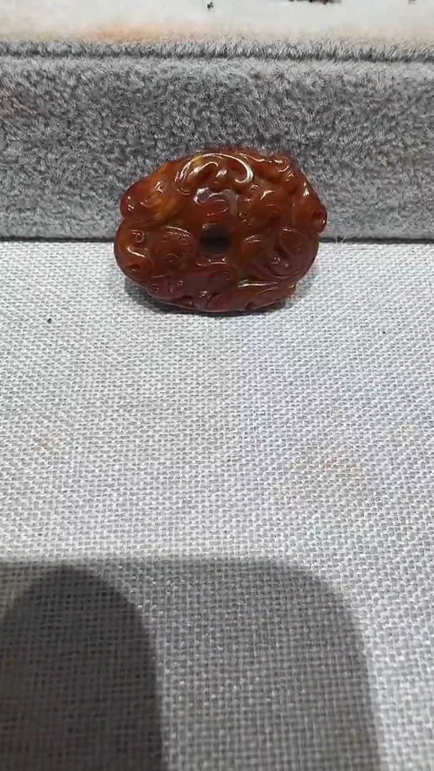 未镶嵌和田玉挂件和田玉（手把件)