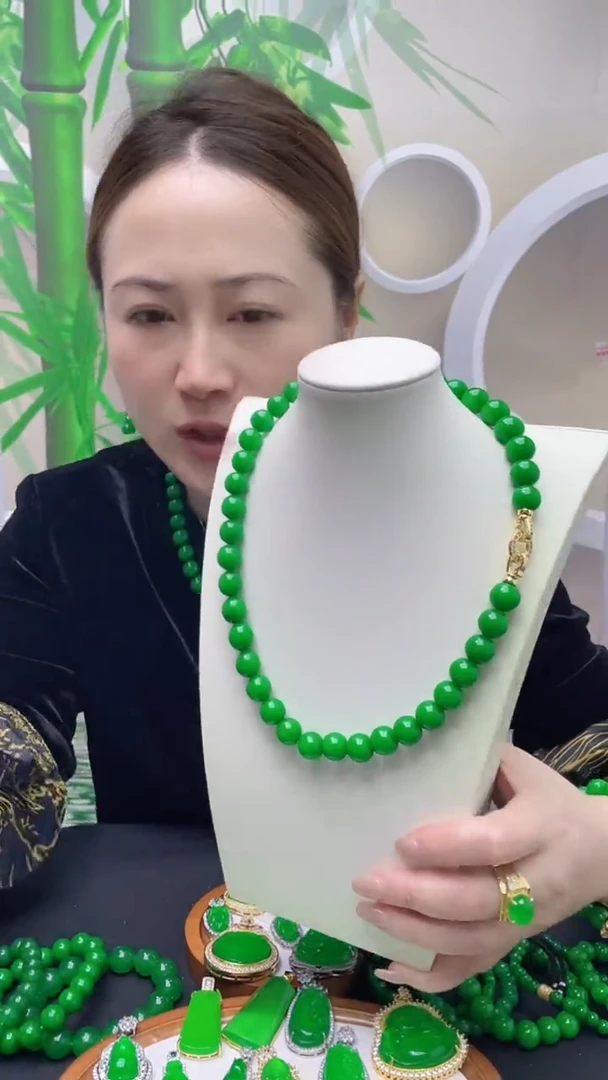 项链14K金镶嵌翡翠D04
