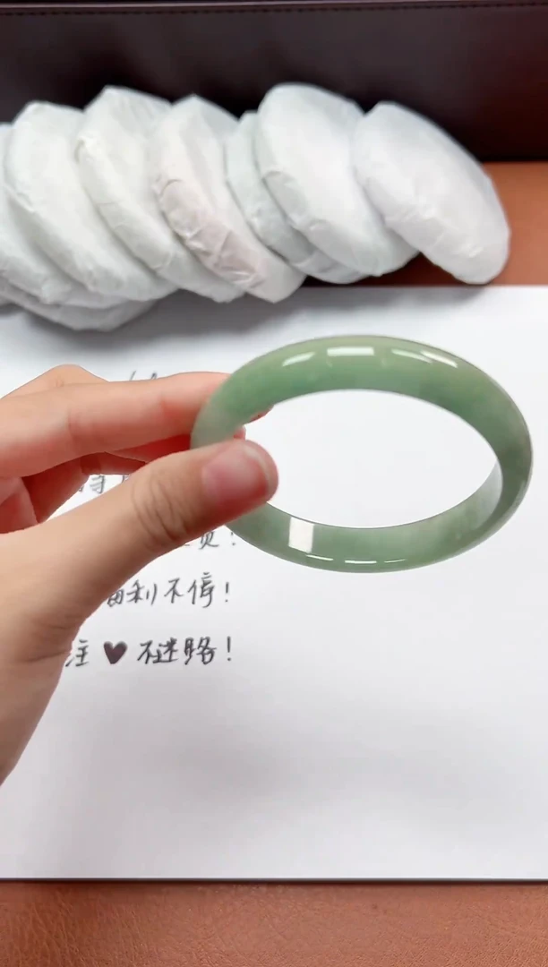 精品手镯，一物一拍Y024