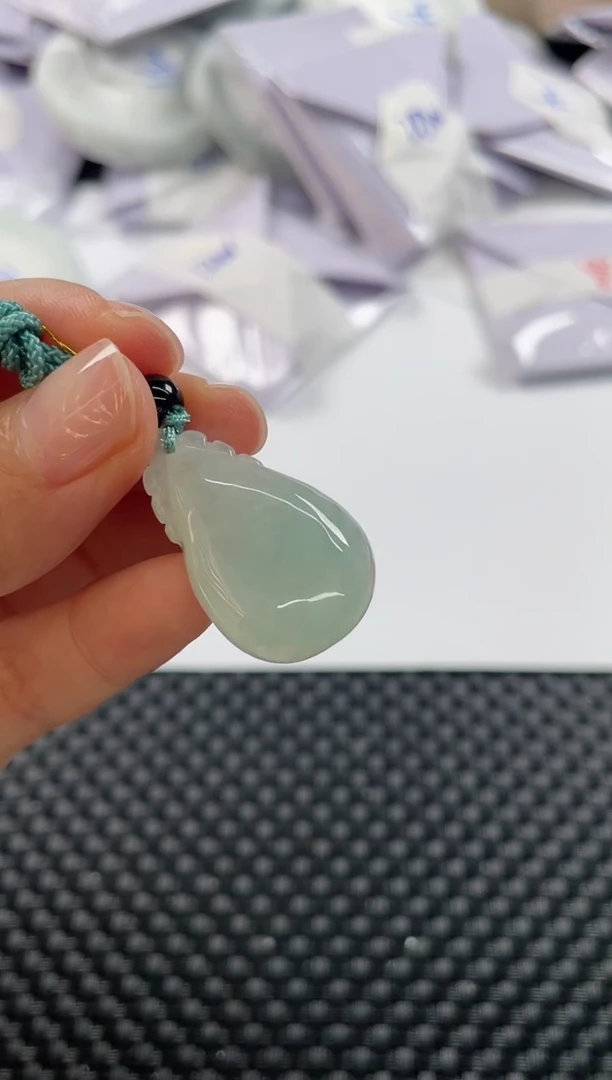 颈饰未镶嵌翡翠2395 福瓜