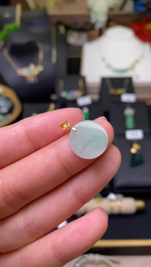 【闪购商品】翡翠颈饰18K金镶嵌净货18031