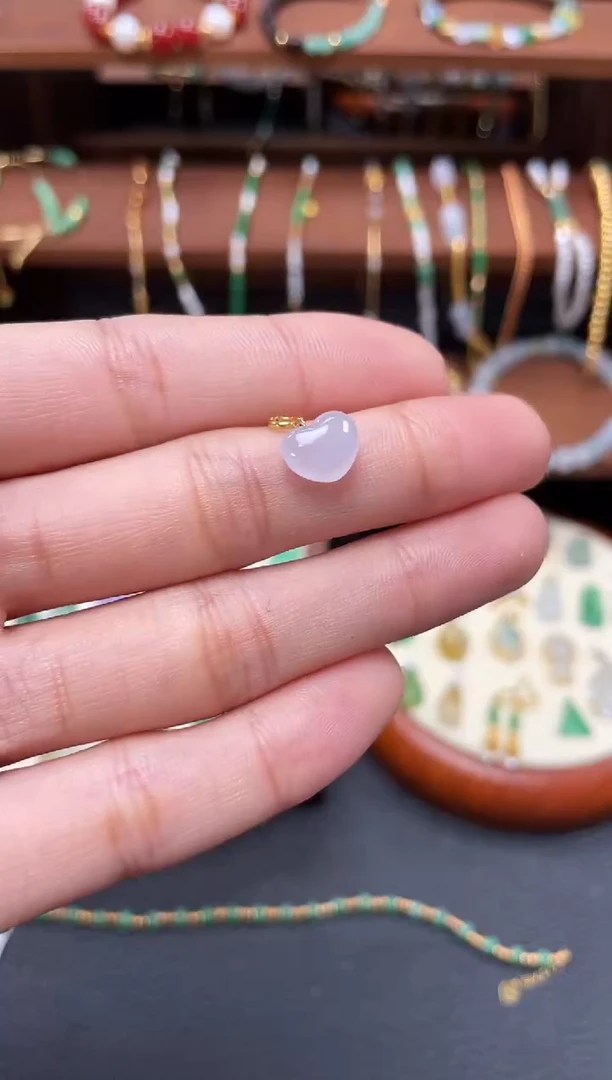 【闪购商品】翡翠吊坠(不含链)18K金镶嵌一个  JK135