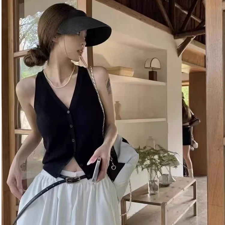 「运险」黑色针织吊带背心女夏季外穿法式甜辣妹短款开衫纯欲无袖