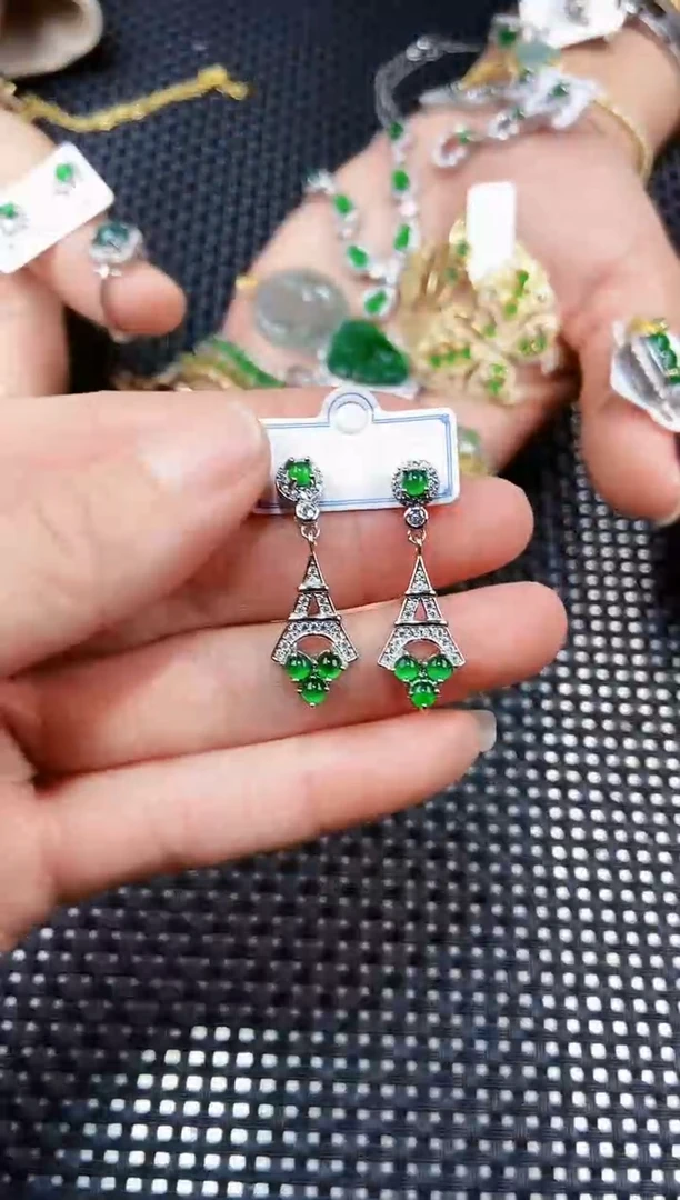 【闪购商品】翡翠耳饰未镶嵌111111111