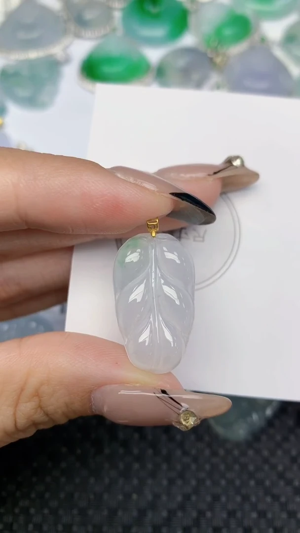 颈饰18K金镶嵌翡翠天然缅甸翡翠a货百元以上9元证书费自理