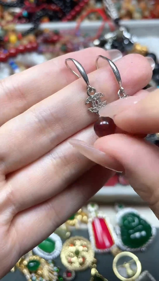 血珀合金耳坠多样性发货拍一发一