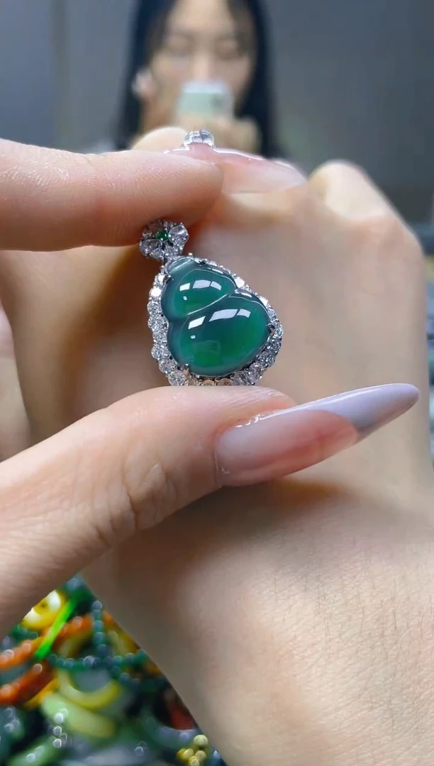 翡翠未镶嵌颈饰/N/翡翠A货一图一物