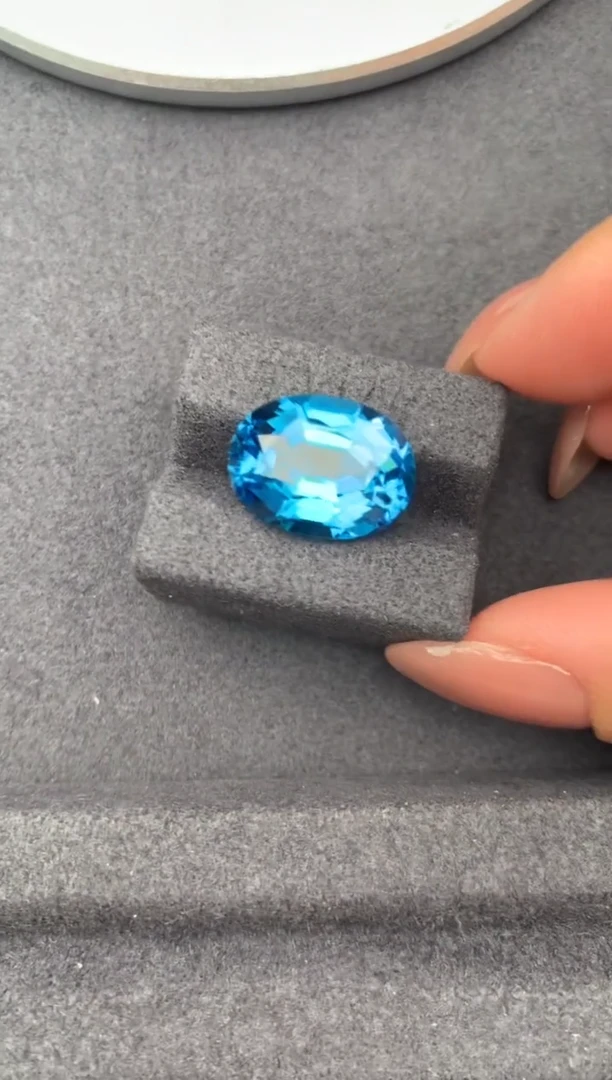 托帕石裸石11.3ct托帕石 FH 定制