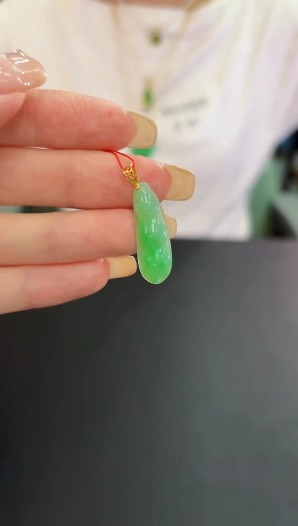 翡翠18K金镶嵌吊坠(不含链) 缅料A货/支持复检/一件