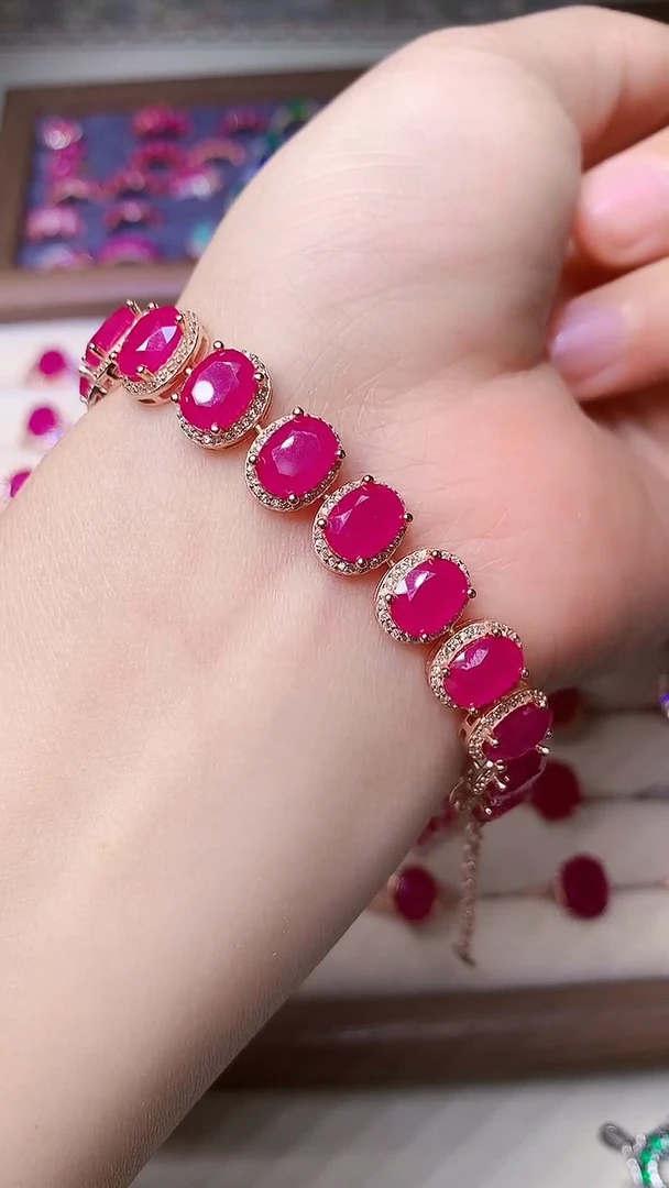 【闪购商品】红宝石手链银S925镶嵌000