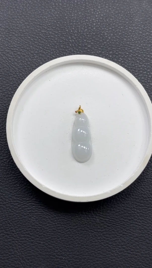 颈饰18K金镶嵌翡翠YM959-3 福豆