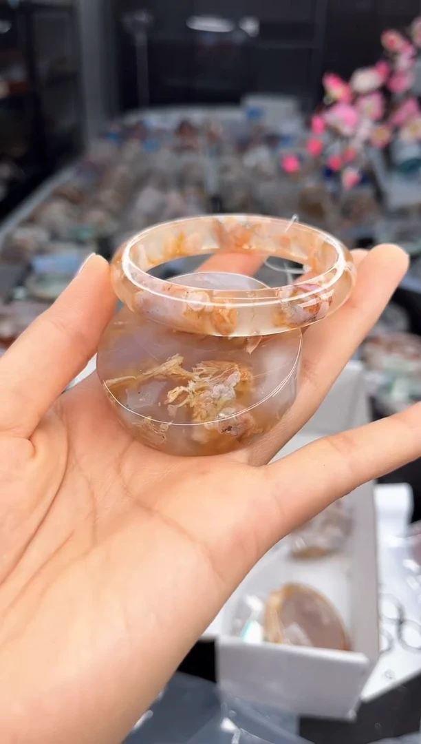 石英质玉手镯未镶嵌55圈口（赠送镯心）6882014