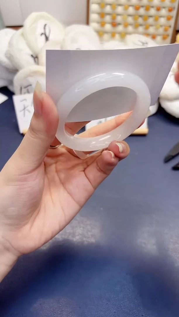 石英质玉手镯未镶嵌310-天山翠-圈口54.9