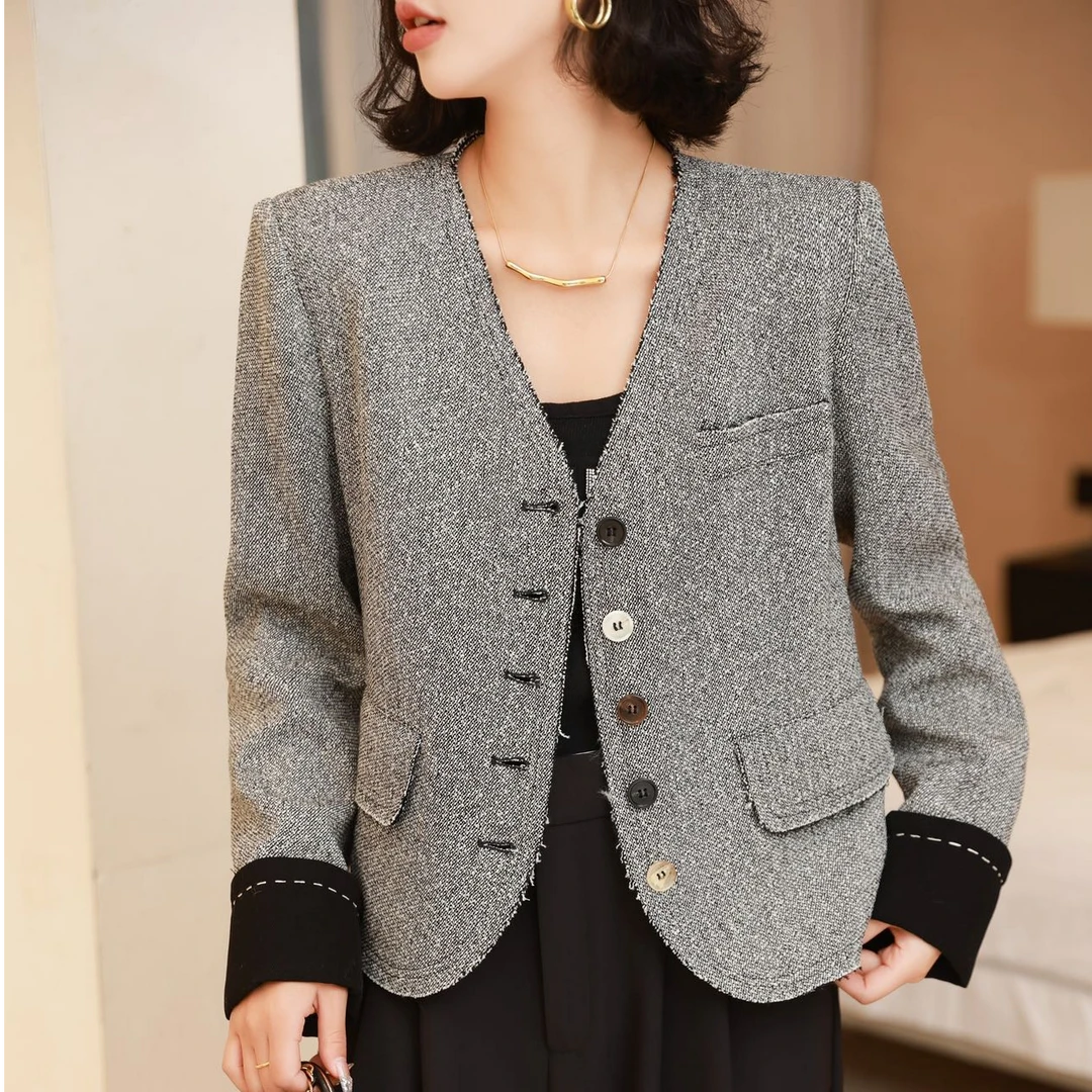 王姐专属-2025春季新品小香风毛边V领短外套【尺D-08】