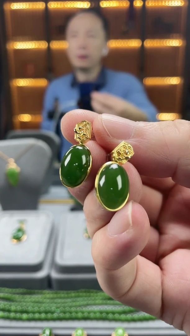 银S925镀金镶嵌和田玉耳饰银S925镀金镶嵌 和田玉 耳饰