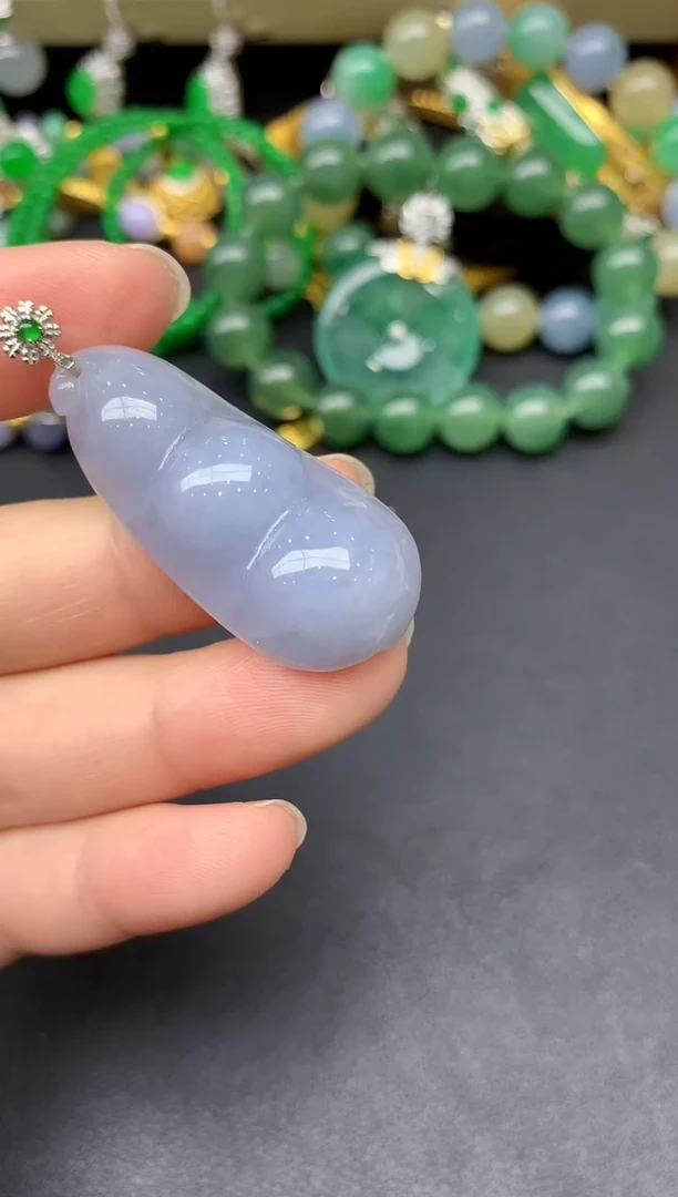 颈饰18K金镶嵌翡翠168-雪姐翡翠天天见