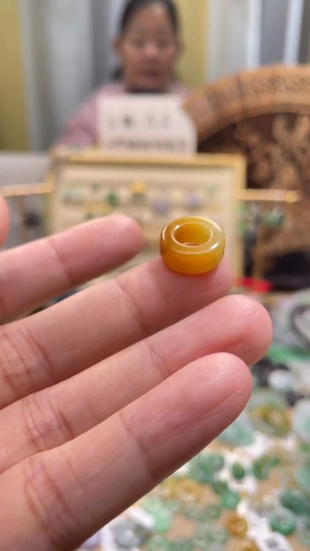 颈饰未镶嵌翡翠路路通