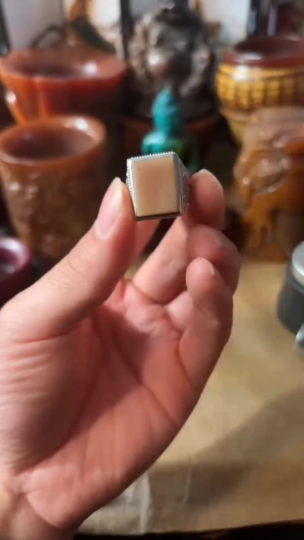 木如图所示闪购链接戒指