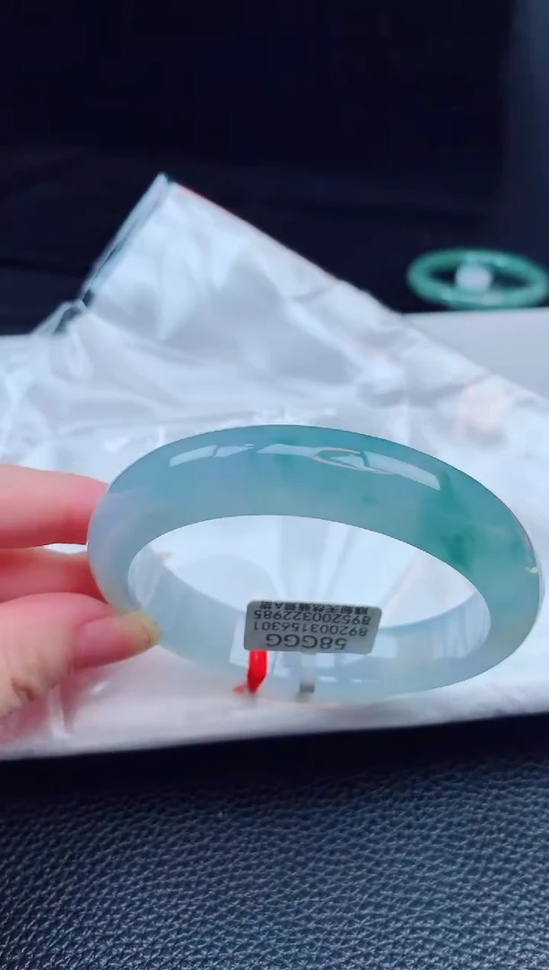 翡翠手镯未镶嵌缅甸天然翡翠A货手镯