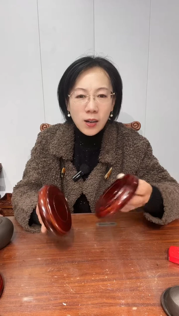 木买一送一非花整木红圆11*12*2.6   独圆